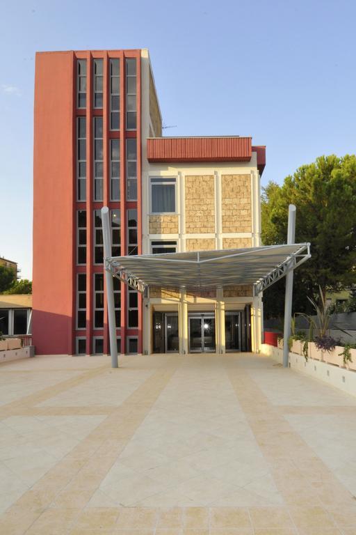 Residence Diamanterosso Τέρνι Εξωτερικό φωτογραφία